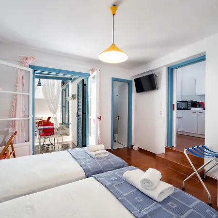 Apartment Fivos