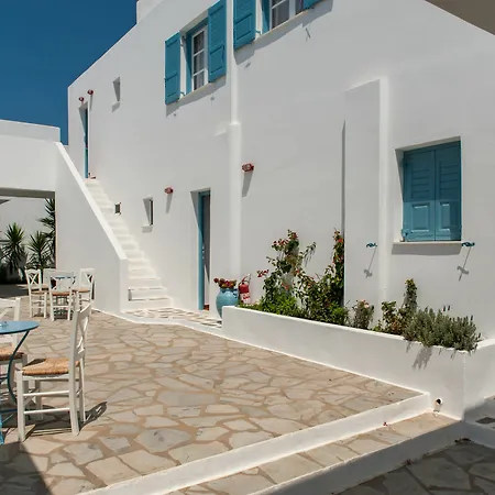 Fivos Parikia (Paros)